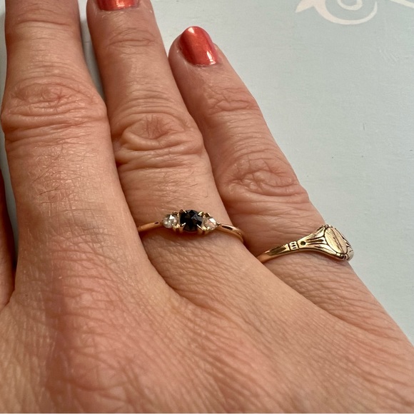 Gorgeous Catbird black diamond Slumberous Light ring - Picture 2 of 4